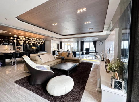 LTH12521 - Penthouse FOR RENT at Citi Smart Condo Sukhumvit 18 Size 240 sqm. 3 beds 3 baths Near BTS Phloen Chit Station ONLY 150K/Month