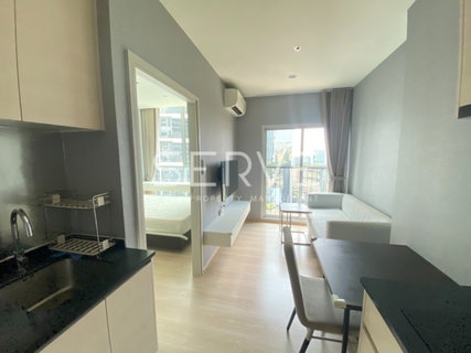 รูปภาพ 1 Bed 1 Bath Nice Room Good Location Next to MRT Thailand Cultural Centre 80 m @ Noble Revolve Ratchada 2