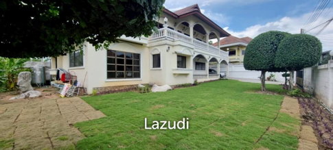6 Beds 5 Baths 500 SQ.M. House in Soi Siam Country Club
