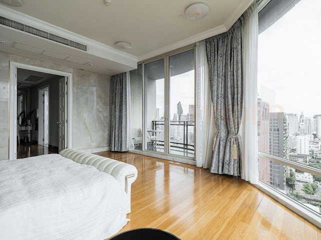 รูป Royce Private Residences 4 bedrooms, for rent - รูปที่ 8/30