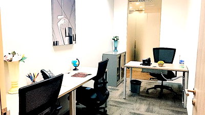 Office for rent Srinakharinwirot University Prasanmit Campus : Serviced office for rent at Bhiraj Tower, EmQuartier, featuring a high-floor location with city views in the center of Phrom Phong.