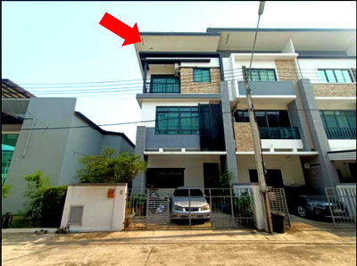 Townhouses for sale วิทยาลัยเทคนิคปทุมธานี : TOWN HOUSE 30 Sq.w. Muang Pathum Thani Pathumthani for 3.2M