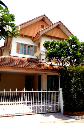 ขายบ้านเดี่ยว : บ้านเดี่ยว 63.4 ตร.วา วรารมย์ เลควิว อำเภอบางพลี จังหวัดสมุทรปราการ 3.6M
