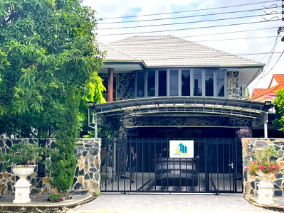 Houses for sale Lotus's north ratchapruek : Renovated single house for sale at The Emerald Garden 1, Bang Bua Thong. Great location, affordable price. Land size: 96.1 square wah