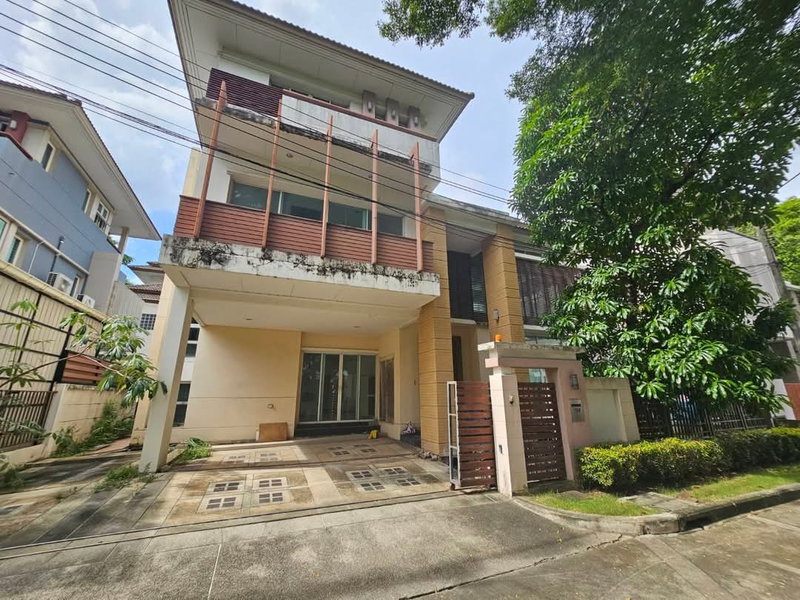 ขายบ้านเดี่ยว : ขายหมู่บ้าน แกรนด์บางกอกบูเลอวาร์ด เกษตร-นวมินทร์