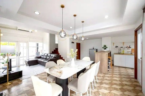 LTH12510 – Luxury pool villa Townhome FOR RENT Size 48 SQ.W 300 SQ.M 4 Beds 5 Baths Near MRT Lad Phrao Station ONLY 160K/Month
