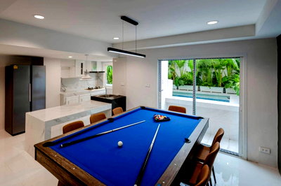 เช่าทาวน์โฮม สวนรถไฟ : LTH12508 – Luxury pool villa Townhome FOR RENT Size 25.5 SQ.W 400 SQ.M 6 Beds 6 Baths Near MRT Lad Phrao Station ONLY 200K/Month