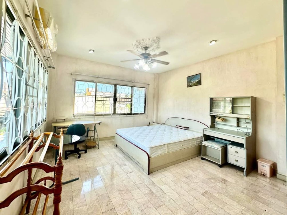 picture Home For Rent // Near Bts - Mrt - 40/45
