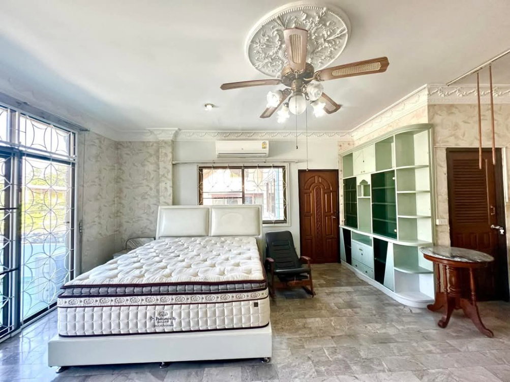 picture Home For Rent // Near Bts - Mrt - 34/45