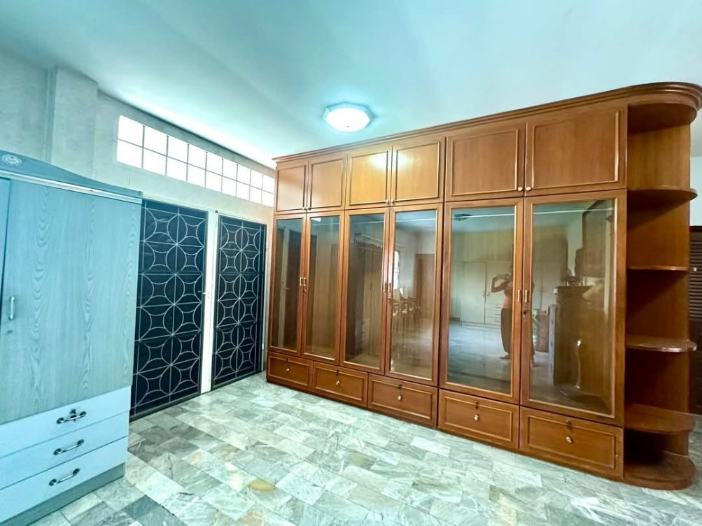 picture Home For Rent // Near Bts - Mrt - 31/45