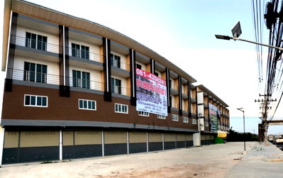 Shophouses for sale Muang Samut Sakhon Samut Sakhon : Commercial building for sale, 4 floors, on Rama 2 Road, Km. 36+800, Samut Sakhon