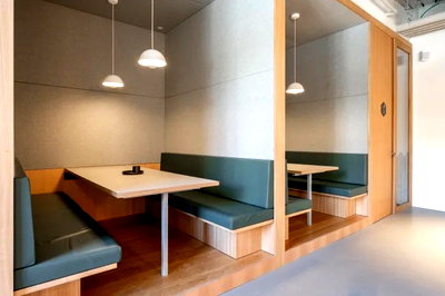 สำนักงานให้เช่า : เซอร์วิสออฟฟิศให้เช่า ที่เดอะเมโทรโพลิส สำโรง  พร้อม Coworking  ห้องประชุม ห้องฝึกอบรม ห้องสัมมนา พื้นที่โต๊ะทำงานหมุนเวียน พร้อมให้บริการอย่างครบครัน