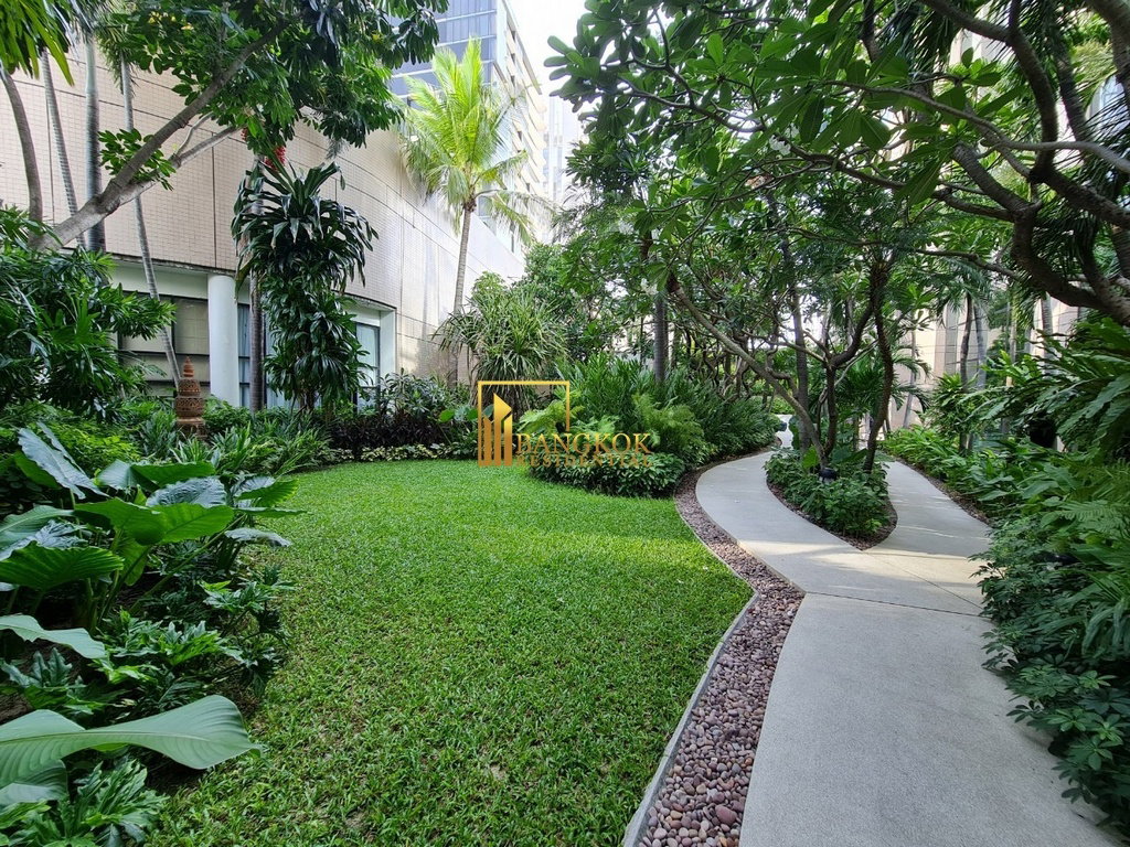 รูป Stunning 3 Bedroom Serviced Apartment in Central Phrom Phong - BR30295SA - รูปที่ 16/27
