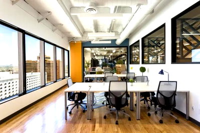 Office for rent : Serviced office for rent at Summer Hill Phra Khanong, near BTS. The space features modern interior design and fully equipped with office furniture.