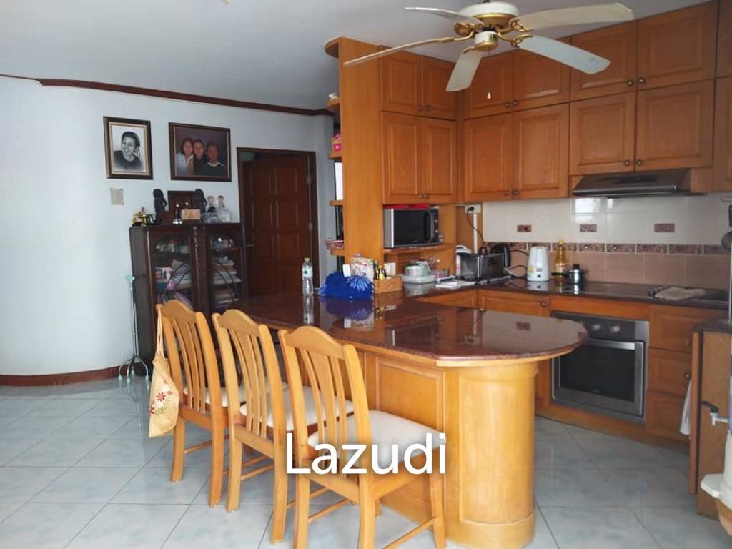 รูป 3 Bed 3 Bath Jomtien Complex Condotel For sale - รูปที่ 6/28
