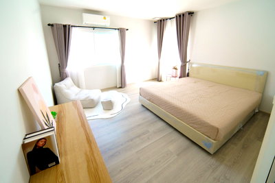 Houses for rent Samut Prakarn : House for rent Chaiyaphruek Bangna Km.15, ready to move in. If interested, contact Line @goodmanpro or call 0999029192.