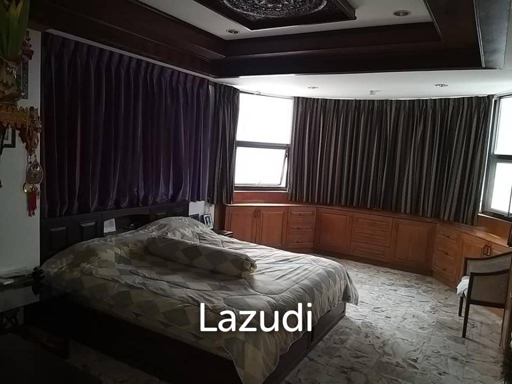 รูป 3 Bed 3 Bath Jomtien Complex Condotel For sale - รูปที่ 11/28