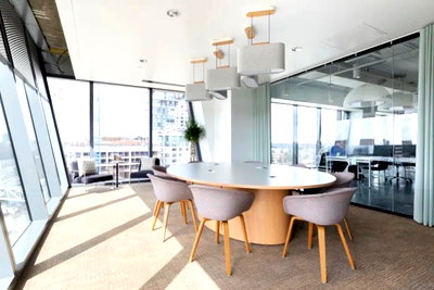 Office for rent : Office space for rent on the 16th floor of Bangna Tower, 3 km from Suvarnabhumi. The space features modern interior design.