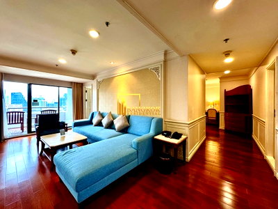 Apartment building for rent Metropolitan Electricity Authority : Elegant 4 Bedroom Serviced Apartment Near Benjakiti Park - BR30076SA