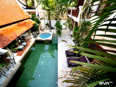 ขายบ้านเดี่ยว : ขายด่วน วิวทะเลมารีน่า หมู่บ้านหรูติดทะเล หาดนาจอมเทียน 