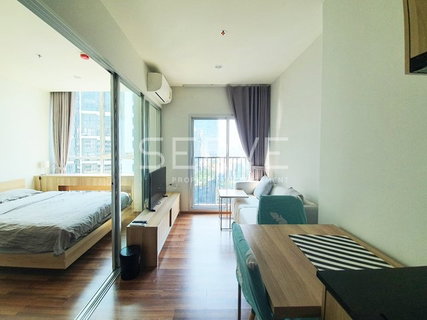 รูปภาพ Nice Room Studio with Partition Good View Close to MRT Thailand Cultural Centre Station 80 m. @ Noble Revolve Ratchada 2