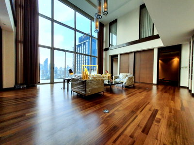 Apartment building for rent Thong Lor 3 (Thong Lo 3) : Stunning 4 Bedroom Duplex Penthouse Apartment in Thonglor - BR0617AP