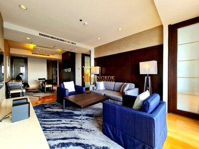 เช่ากิจการ ถนนพระราม 3 : Fantastic 2 Bedroom Serviced Apartment Overlooking Benjasiri Park - BR7281SA