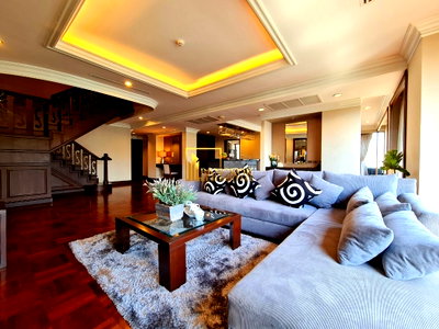 เช่ากิจการ ถนนสาทรเหนือ : Luxurious 4 Bedroom Duplex Penthouse in Phloenchit - BR0679AP