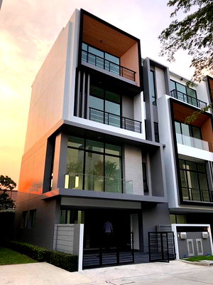 Townhouses for rent Bangkok : For Rent Town House Nirvana Define Rama 9 Bang Kapi Bangkok BRE22637