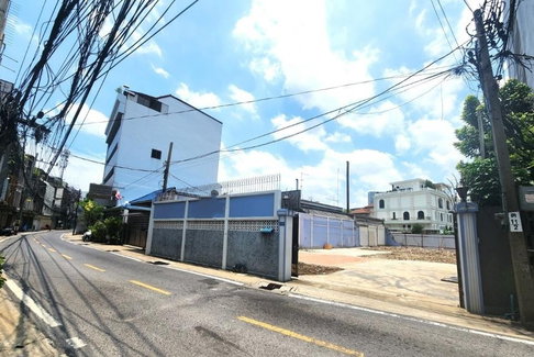 LTHC12598 – Land For Sale in Soi Suwannasawat Size 112 sq.Wah. Near MRT Khlong Toei Station ONLY 65 MB
