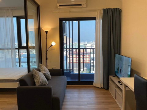 For Rent 🏢✨ The Stage Mindscape Ratchada-Huaikhwang Interested, add Line @255ghzjq. Add @ too. ꔛ