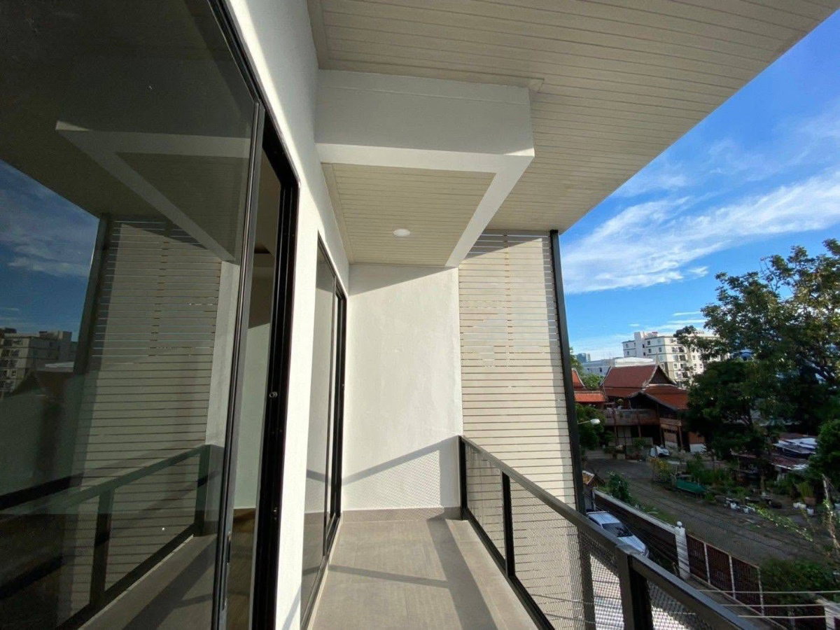 picture #R4501 House for rent Soi Onnut 12 - 5/18