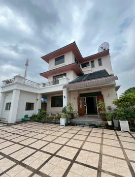 LTH12591 – Single House FOR RENT in Ladprao 93 Size 111 Sqw. 800 Sqm. 7 beds 6 beds Near BTS Mahatthai Station ONLY 120K/Month