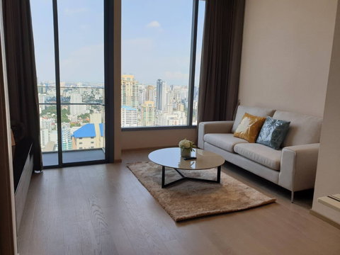 Esse Asoke 2 bedrooms, for rent