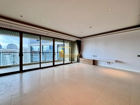 The Lakes - Spacious 2 Bedroom Condo For Rent in Asoke - BR16300CD