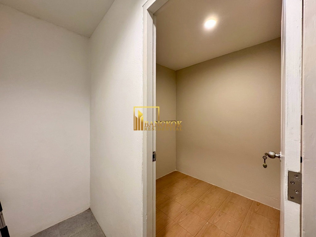 รูป DS Tower 1 - Spacious 3 Bed Condo in Phrom Phong Area - BR19448CD - รูปที่ 27/42