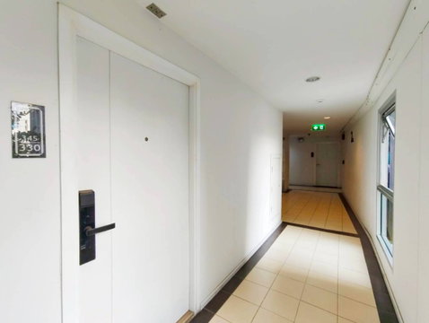 Condo for sale, Plum Condo Chaengwattana, new room, never occupied, large room, 46 sq m., swimming pool view, next to Rajabhat Phranakhon University