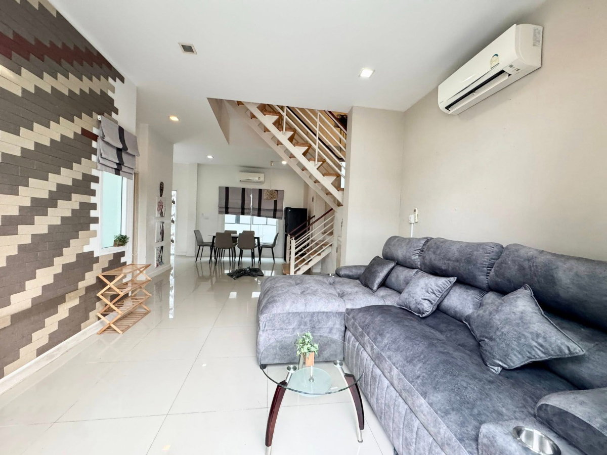 รูป ให้เช่าบ้านเดี่ยว ม.ทริโอทาวน์ นาพร้าว ศรีราชา, ชลบุรี - รูปที่ 4/33