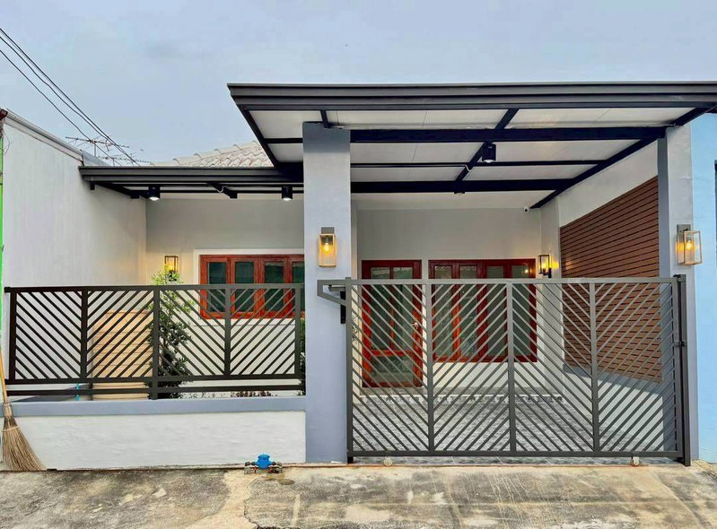 ขายทาวน์โฮม : 📢 ขาย ทาวน์เฮ้าส์ 🏡 บ้านพฤกษา 3 🛠 รีโนเวทใหม่ทั้งหลัง 🚇 MRT คลองบางไผ่ 💸 ราคา 1.29 ฟรีโอน  🌤️ หน้าบ้านหันทิศตะวันตกเฉียงเหนือ  