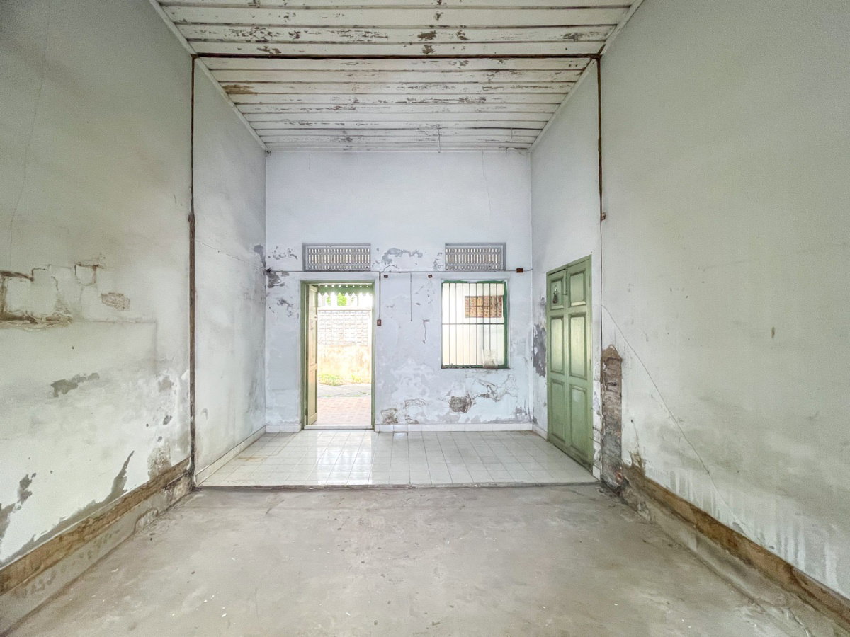 รูป บ้านหรูให้เช่าในย่านสาทร: บ้านใหญ่ 2 หลัง สไตล์ไทยประยุกต์และโคโลเนียล ใกล้ BTS เซนต์หลุยส์ - รูปที่ 11/17
