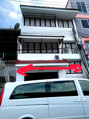 เช่าทาวน์โฮม ชลบุรี : for rent townhouse for living 4 beds fully furnished (S03-1900) 