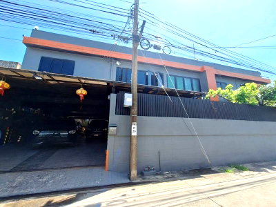 บ้านเดี่ยว ดิ เอ็มควอเทียร์ : ✨✨✨บ้านเดี่ยว “หลังมุม” กลางสุขุมวิท! Rare Item! ที่ดิน 71 ตร.วา | ใช้สอย 256 ตร.ม. | ต่อเติมขึ้นชั้น 3 ได้ /5 นาทีถึงทองหล่อ –– BANGKOK PREP!