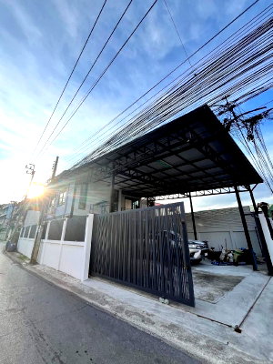 Houses for rent Siam University : Rent a house, BTS Bang Wa, Pak Khlong Phasi Charoen, Phasi Charoen  2 floors Size 58 square wah