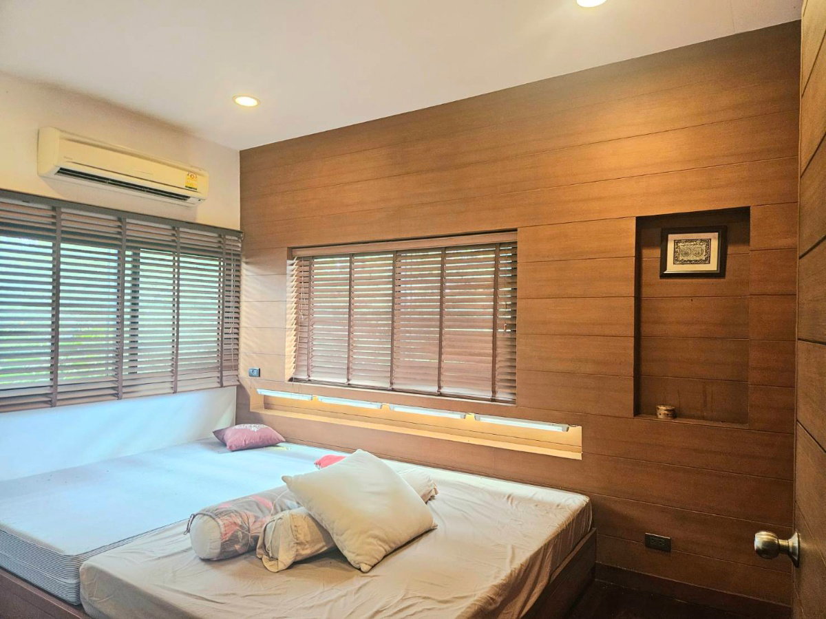 รูป  ขายบ้านเดี่ยว2ชั้น หมู่บ้านซื่อตรง  สุวินทวงศ์ 29 โทร.099-998-3897 - รูปที่ 16/19
