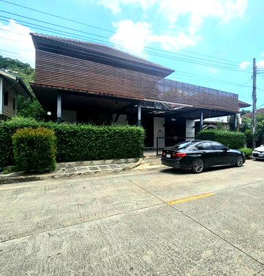 บ้านเดี่ยว ถนนสุวินทวงศ์ :  ขายบ้านเดี่ยว2ชั้น หมู่บ้านซื่อตรง  สุวินทวงศ์ 29 โทร.099-998-3897