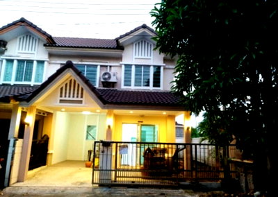 ขายทาวน์โฮม : ขาย ทาวเฮ้าส์หลังมุม ม.พฤกษาวิลล์ 22 พระราม 5-2 โทร. 099-998-3897