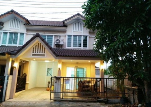 ขาย ทาวเฮ้าส์หลังมุม ม.พฤกษาวิลล์ 22 พระราม 5-2 โทร. 099-998-3897