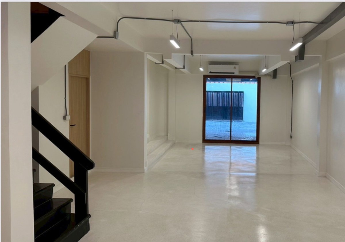 picture LIVE & WORK IN STYLE Sukhumvit 49 - 11/20