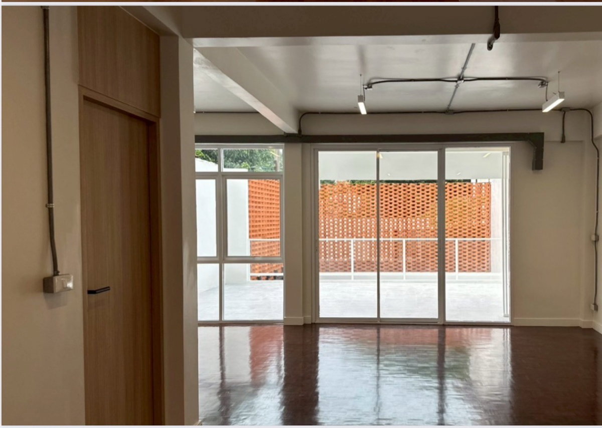 picture LIVE & WORK IN STYLE Sukhumvit 49 - 15/20
