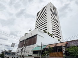 Project Empire House Picture - 2/6